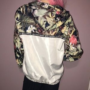 Floral Block Windbreaker/ size (M)* NWT!!